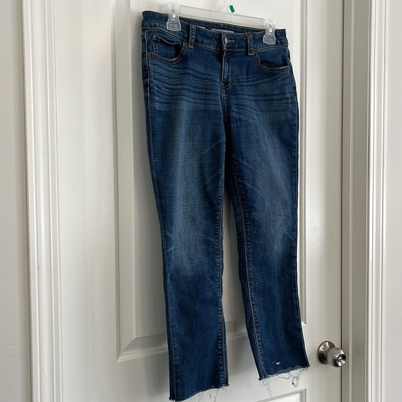 Denver Hayes midrise raw edge boyfriend jeans size 4 - Picture 2 of 4